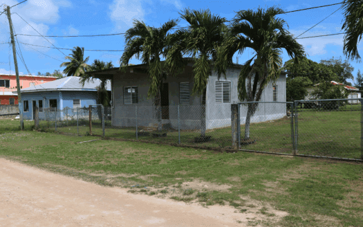 Cozy 2-Bedroom Home Near the Sea in Sarteneja, Corozal